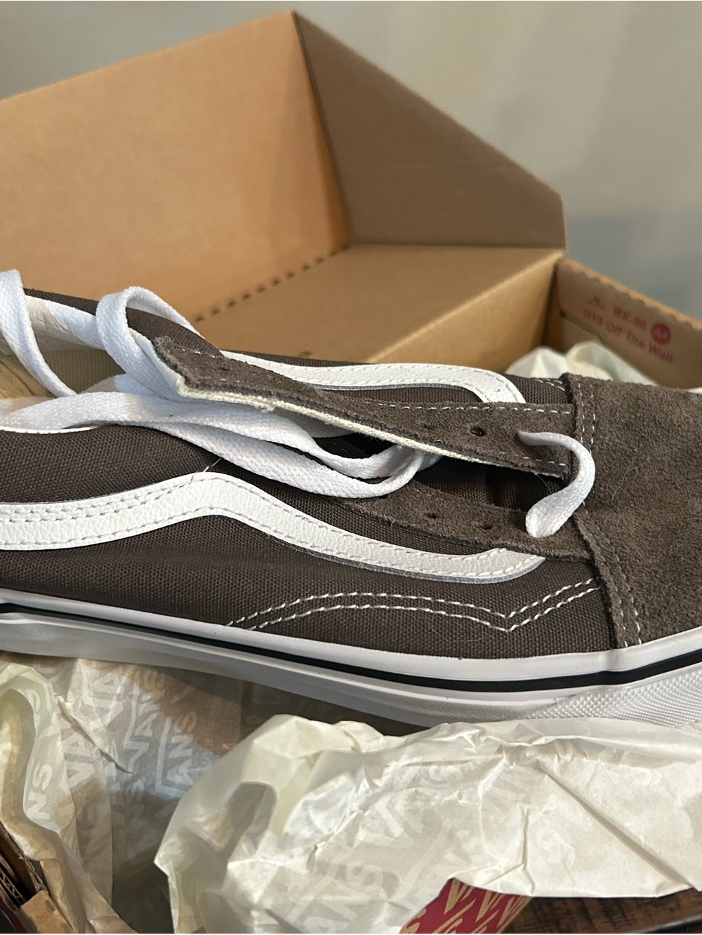 Vans Red and Tan Skate Shoe Box with Label - Picture 3 of 4